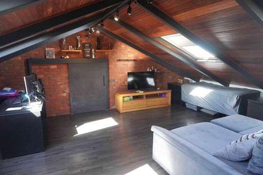Sala de TV de casa de condomínio para alugar com 3 quartos, 300m² em Tamboré, Santana de Parnaíba