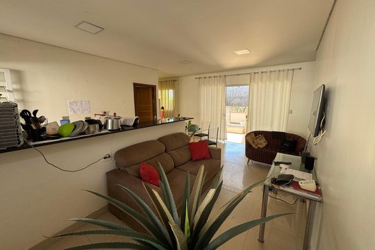 Sala 1 de casa à venda com 5 quartos, 400m² em Setor Habitacional Arniqueira, Brasília
