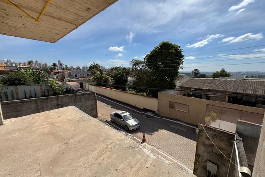 Varanda de casa à venda com 5 quartos, 400m² em Setor Habitacional Arniqueira, Brasília