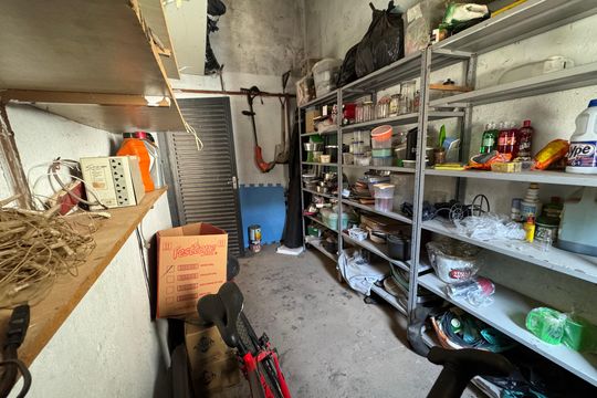 Despensa de casa à venda com 5 quartos, 400m² em Setor Habitacional Arniqueira, Brasília