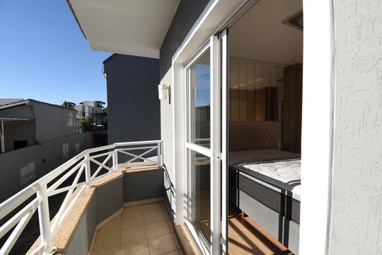 Sacada da Suíte de casa de condomínio à venda com 3 quartos, 190m² em Bacacheri, Curitiba