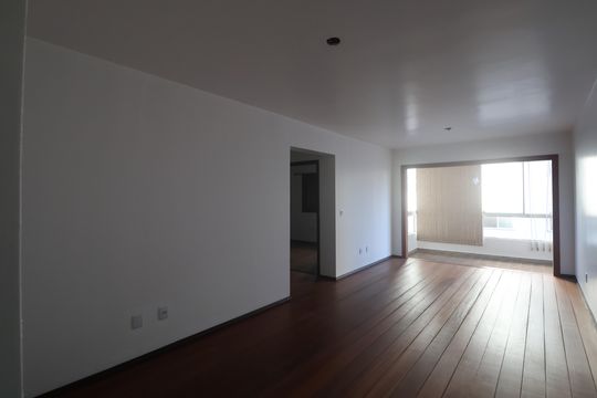 Sala de apartamento para alugar com 2 quartos, 122m² em Centro, Canoas