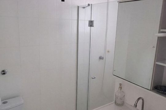 Banheiro de apartamento à venda com 1 quarto, 28m² em Bela Vista, São Paulo