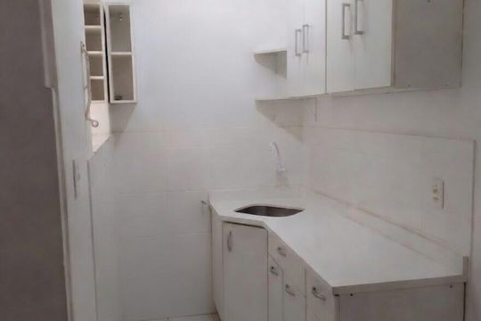 Cozinha de apartamento à venda com 1 quarto, 28m² em Bela Vista, São Paulo