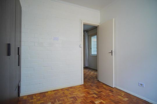 Quarto de apartamento à venda com 1 quarto, 40m² em Cristo Redentor, Porto Alegre
