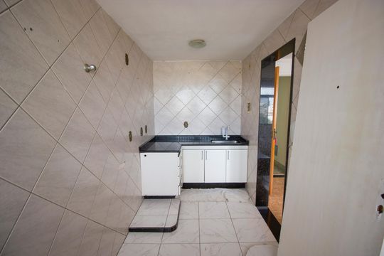 Apartamento para alugar com 2 quartos, 64m² em Conjunto F, Brasília