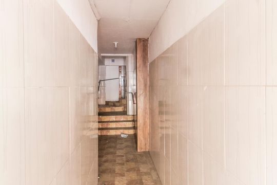 Escada de apartamento para alugar com 2 quartos, 200m² em Centro, Barueri