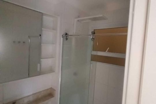 Banheiro de apartamento para alugar com 2 quartos, 67m² em Chácara Antonieta, Limeira