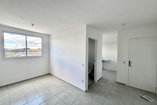 Apartamento para alugar com 2 quartos, 50m² em Jardim Lourdes, Ferraz de Vasconcelos