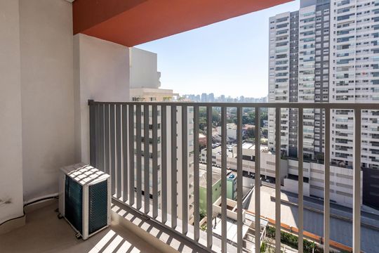 Varanda de kitnet/studio para alugar com 1 quarto, 26m² em Santo Amaro, São Paulo