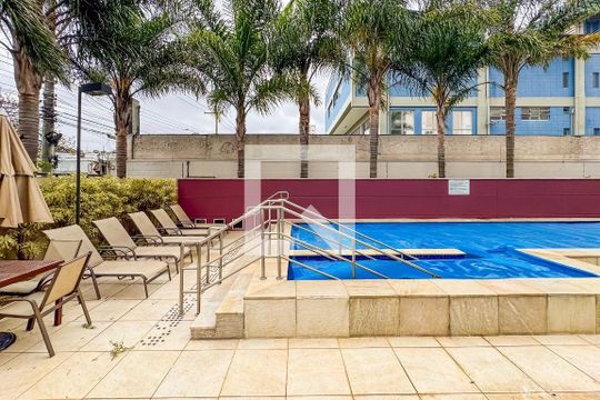 Piscina de apartamento à venda com 1 quarto, 39m² em Vila Carioca, São Paulo