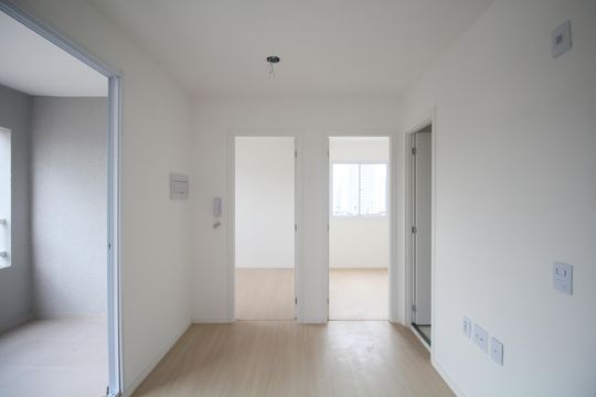 Sala/Cozinha de apartamento para alugar com 2 quartos, 38m² em Vila Sonia, São Paulo