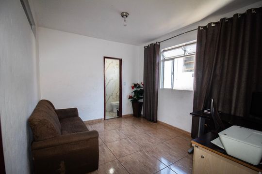 Apartamento para alugar com 3 quartos, 200m² em Betânia, Belo Horizonte