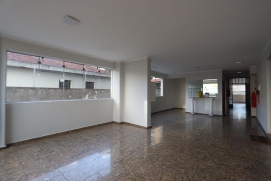 Área comum - Hall Social de apartamento para alugar com 2 quartos, 65m² em Vila Antonieta, São Paulo
