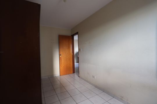 Quarto 2 de apartamento para alugar com 2 quartos, 65m² em Vila Antonieta, São Paulo