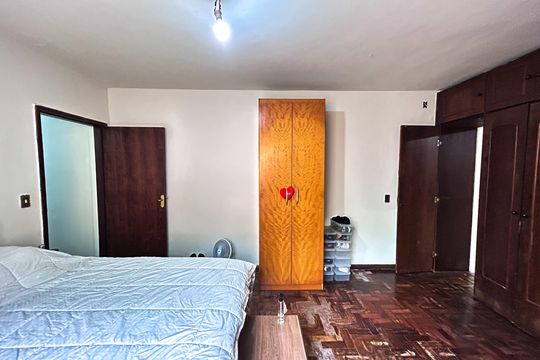 Casa à venda com 4 quartos, 244m² em Pedra Azul, Contagem