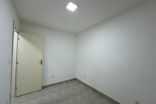 Quarto de kitnet/studio para alugar com 1 quarto, 40m² em Taquara, Rio de Janeiro