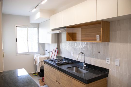 Cozinha e Área de Serviço de apartamento à venda com 3 quartos, 71m² em Vila Jaragua, Goiânia