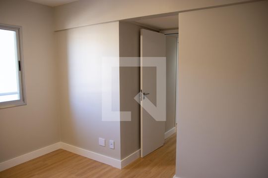 Suíte de apartamento à venda com 3 quartos, 71m² em Vila Jaragua, Goiânia