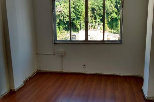 Sala de apartamento para alugar com 1 quarto, 46m² em Santa Teresa, Rio de Janeiro