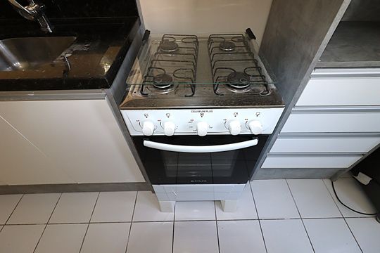 Cozinha de apartamento à venda com 1 quarto, 44m² em Boa Vista, Porto Alegre