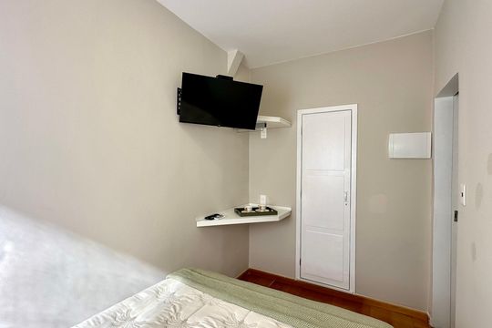 Apartamento à venda com 2 quartos, 46m² em Copacabana, Rio de Janeiro
