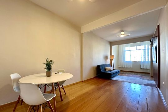 Apartamento à venda com 2 quartos, 46m² em Copacabana, Rio de Janeiro