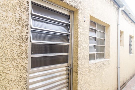 Entrada de apartamento para alugar com 1 quarto, 35m² em Vila Jussara, Carapicuíba