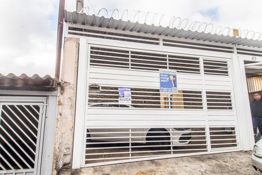 Vista da Rua de apartamento para alugar com 1 quarto, 35m² em Vila Jussara, Carapicuíba