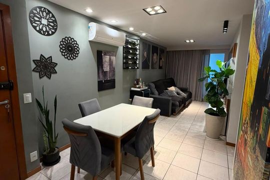 Sala de casa para alugar com 3 quartos, 370m² em Santa Rosa, Niterói