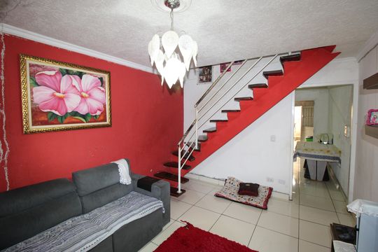Sala de casa de condomínio à venda com 3 quartos, 175m² em Itaquera, São Paulo