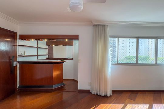 Sala de apartamento à venda com 3 quartos, 96m² em Cidade Monções, São Paulo