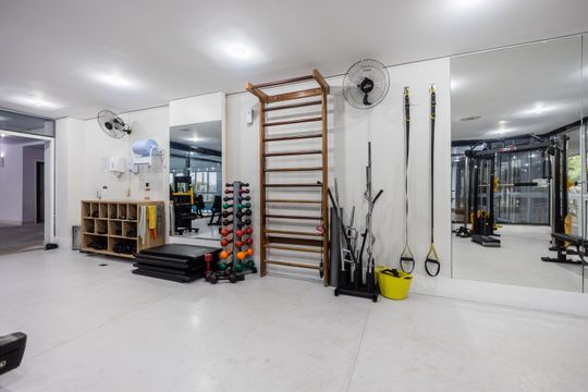 Academia de apartamento à venda com 2 quartos, 70m² em Pinheiros, São Paulo