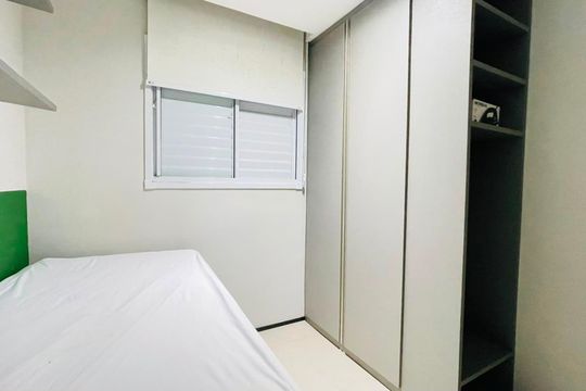 Quarto 2 de apartamento para alugar com 2 quartos, 39m² em Jardim Santa Paula, Cotia