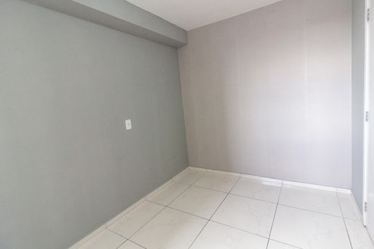 Quarto 2 de apartamento para alugar com 2 quartos, 32m² em Vila das Bandeiras, Guarulhos