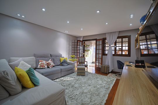 Sala de casa à venda com 4 quartos, 200m² em Vila Salete, São Paulo