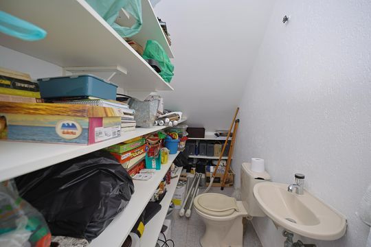 Garagem de casa à venda com 4 quartos, 200m² em Vila Salete, São Paulo