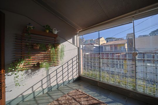Varanda de casa à venda com 4 quartos, 200m² em Vila Salete, São Paulo