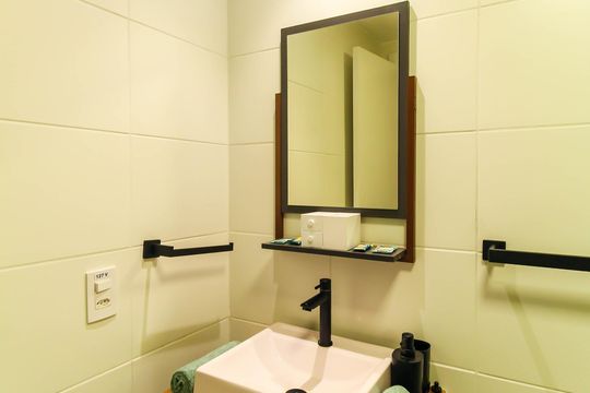Banheiro de kitnet/studio para alugar com 1 quarto, 30m² em Alto da Mooca, São Paulo
