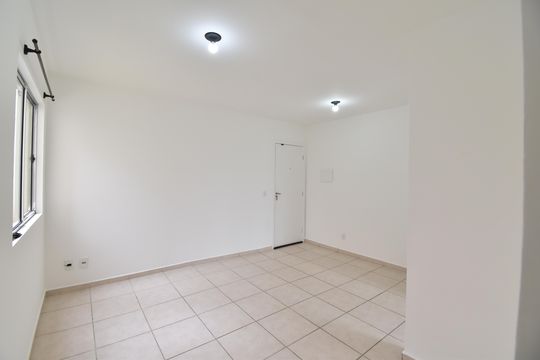 Sala de apartamento à venda com 2 quartos, 47m² em Santa Cândida, Curitiba