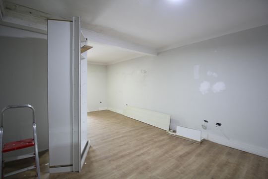 Casa para alugar com 3 quartos, 400m² em Jardim Mitsutani, São Paulo
