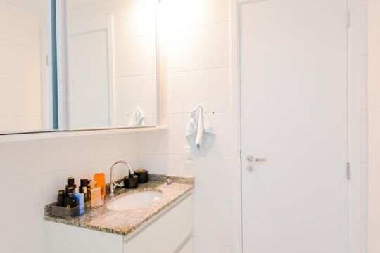 Banheiro Social de apartamento à venda com 3 quartos, 75m² em Picanço, Guarulhos