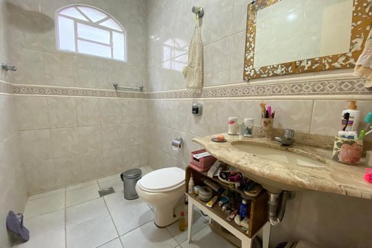 Casa à venda com 3 quartos, 178m² em Padre Eustáquio, Belo Horizonte