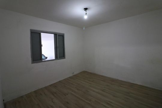 Quarto 1 de casa para alugar com 2 quartos, 75m² em Vila Osasco, Osasco