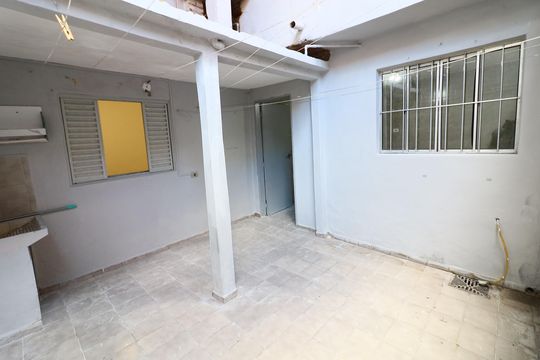 Área de Serviço de casa para alugar com 2 quartos, 75m² em Vila Osasco, Osasco