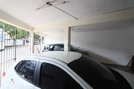 Garagem de casa para alugar com 2 quartos, 75m² em Vila Osasco, Osasco