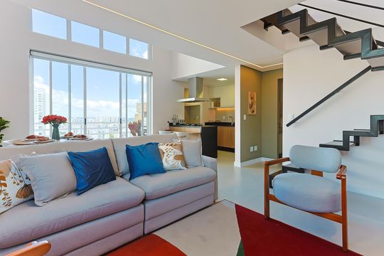 Sala  de kitnet/studio à venda com 1 quarto, 85m² em Morumbi, São Paulo