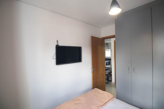 Quarto 1 de apartamento à venda com 2 quartos, 40m² em Vila Mazzei, São Paulo