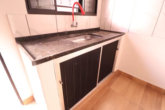 Cozinha de casa para alugar com 1 quarto, 50m² em Morumbi, Uberlândia