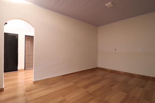 Quarto de casa para alugar com 1 quarto, 50m² em Morumbi, Uberlândia
